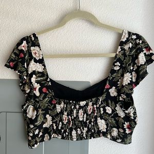 American Eagle Crop Top